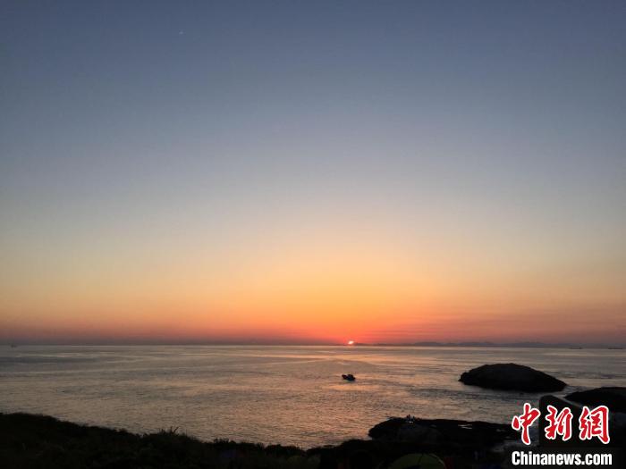 浙江海域一景?！×植?攝