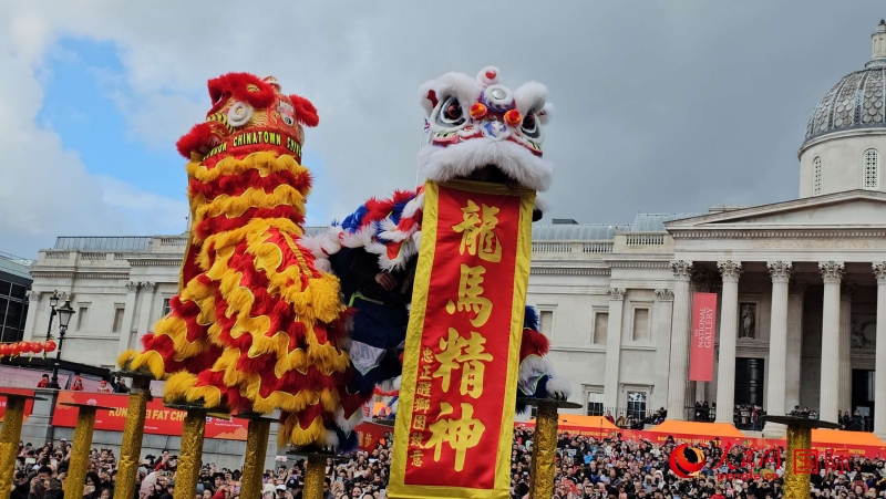 倫敦新春慶典現(xiàn)場。人民網(wǎng) 郭錦標、楊浩鵬攝
