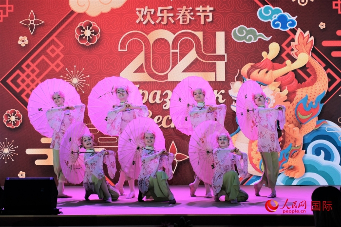 活動現(xiàn)場的精彩演出。于子恒攝