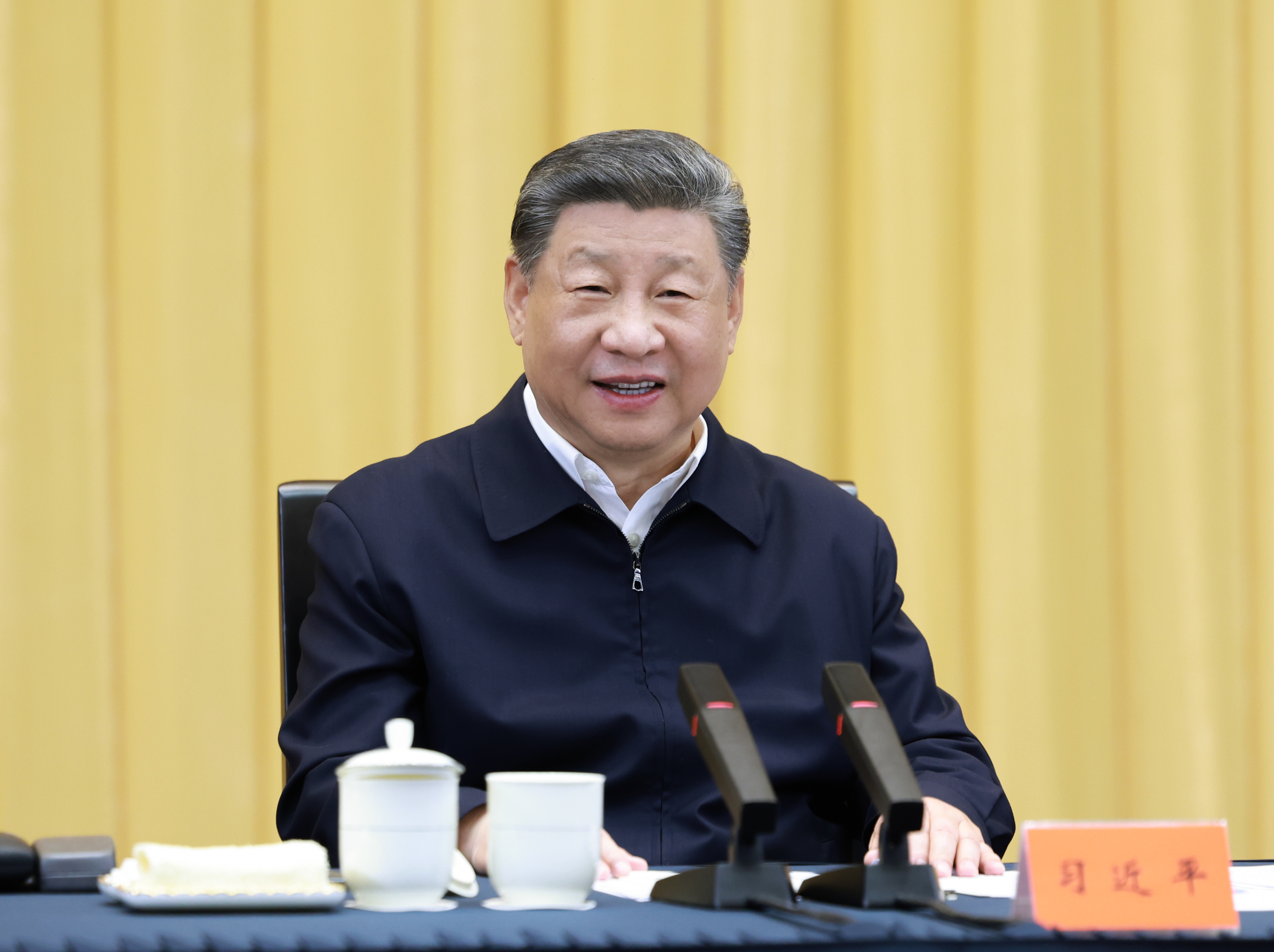 2025年4月30日上午，習近平總書記在上海主持召開部分省區(qū)市“十五五”時期經濟社會發(fā)展座談會并發(fā)表重要講話。
