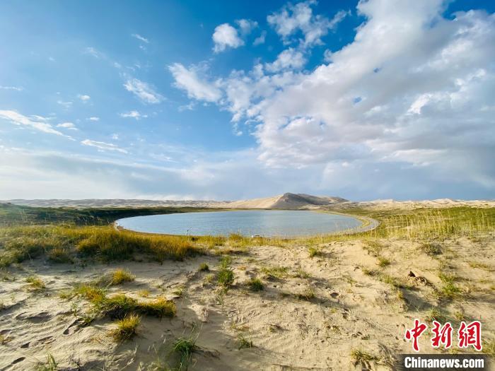 圖為關(guān)停四年后的沙島景區(qū)現(xiàn)狀?！±罱瓕?攝