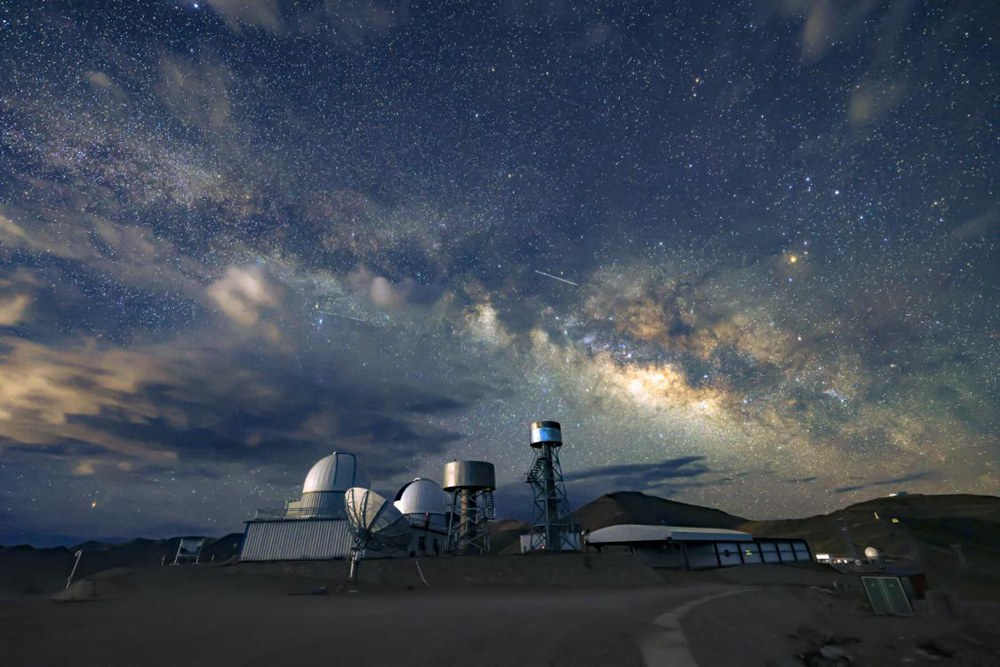 絕美暗夜星空。貢覺群培攝