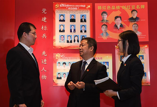 中國的民營企業(yè)為什么要加強黨的建設？